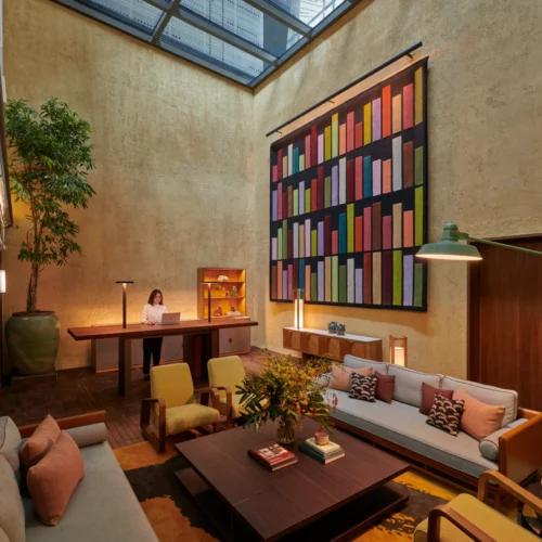 21 Carpenter - The Lobby 01